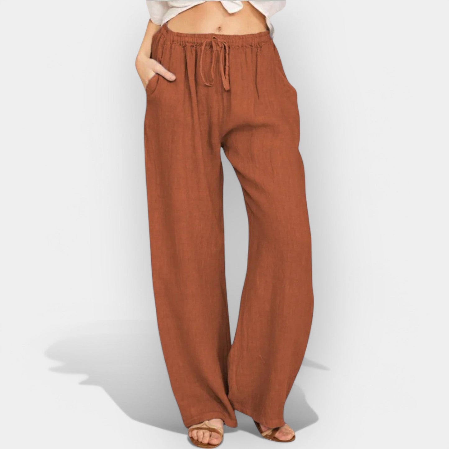 Pantalones de lino con líneas aireadas