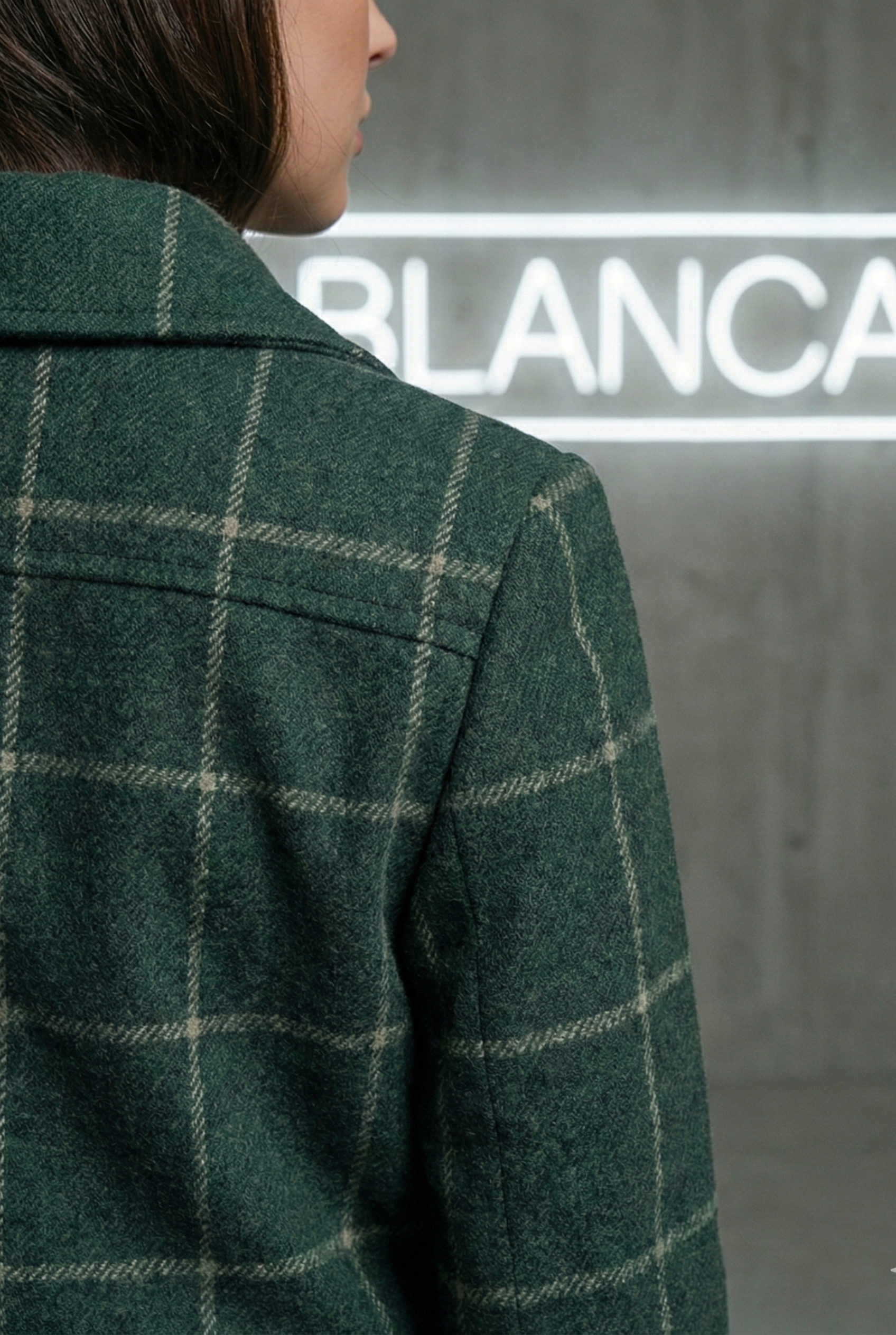 Valeria | Elegante abrigo de lana a cuadros