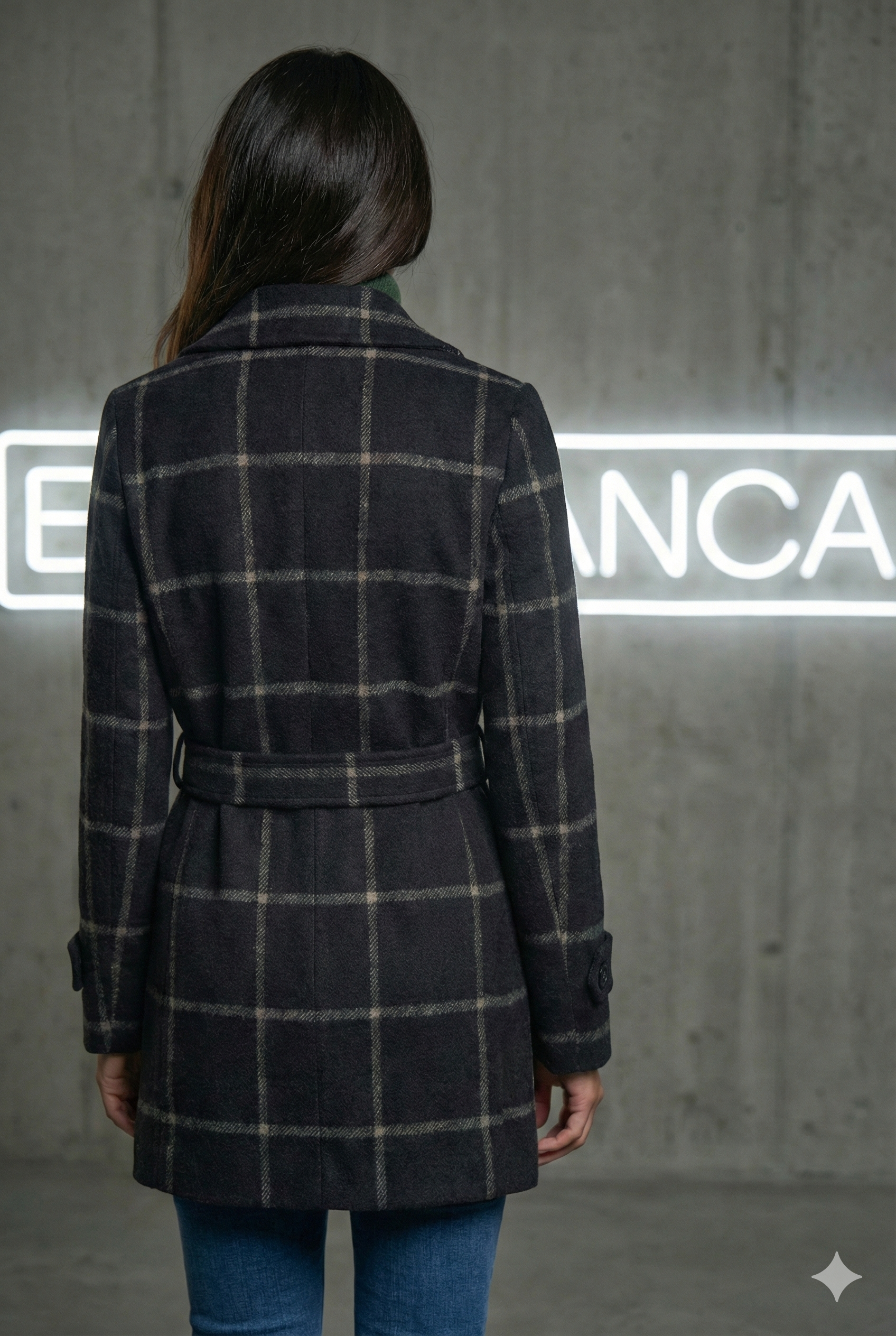 Valeria | Elegante abrigo de lana a cuadros