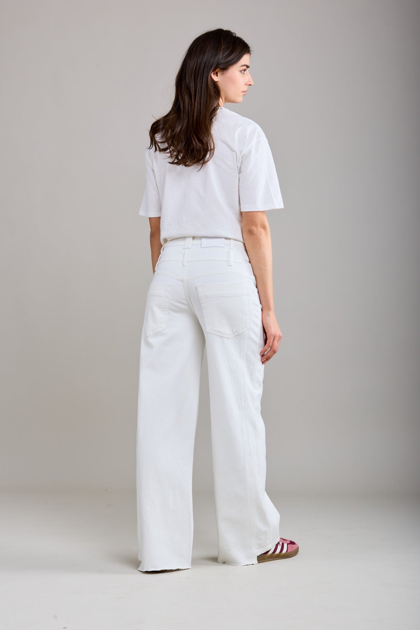 EB Cher White Jeans