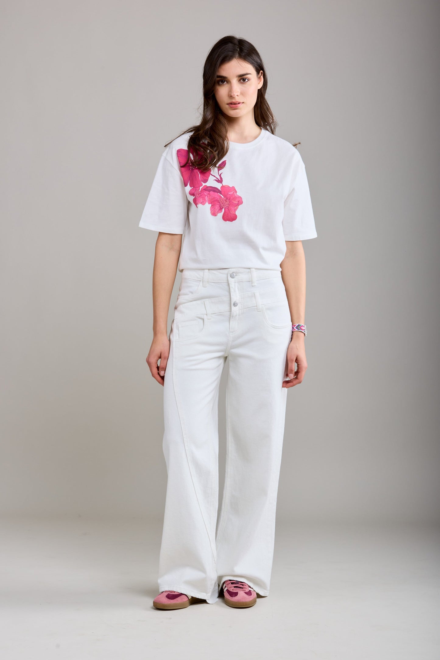EB Cher White Jeans