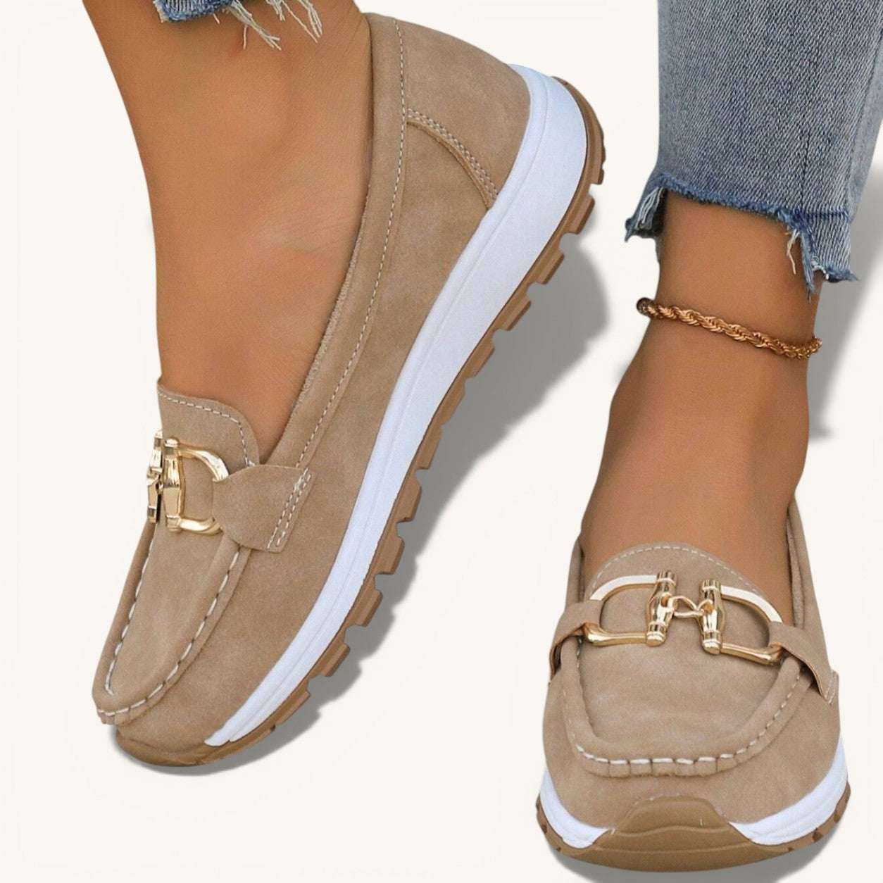 EB EMERY™ | MERCEDITAS CON TACHUELAS