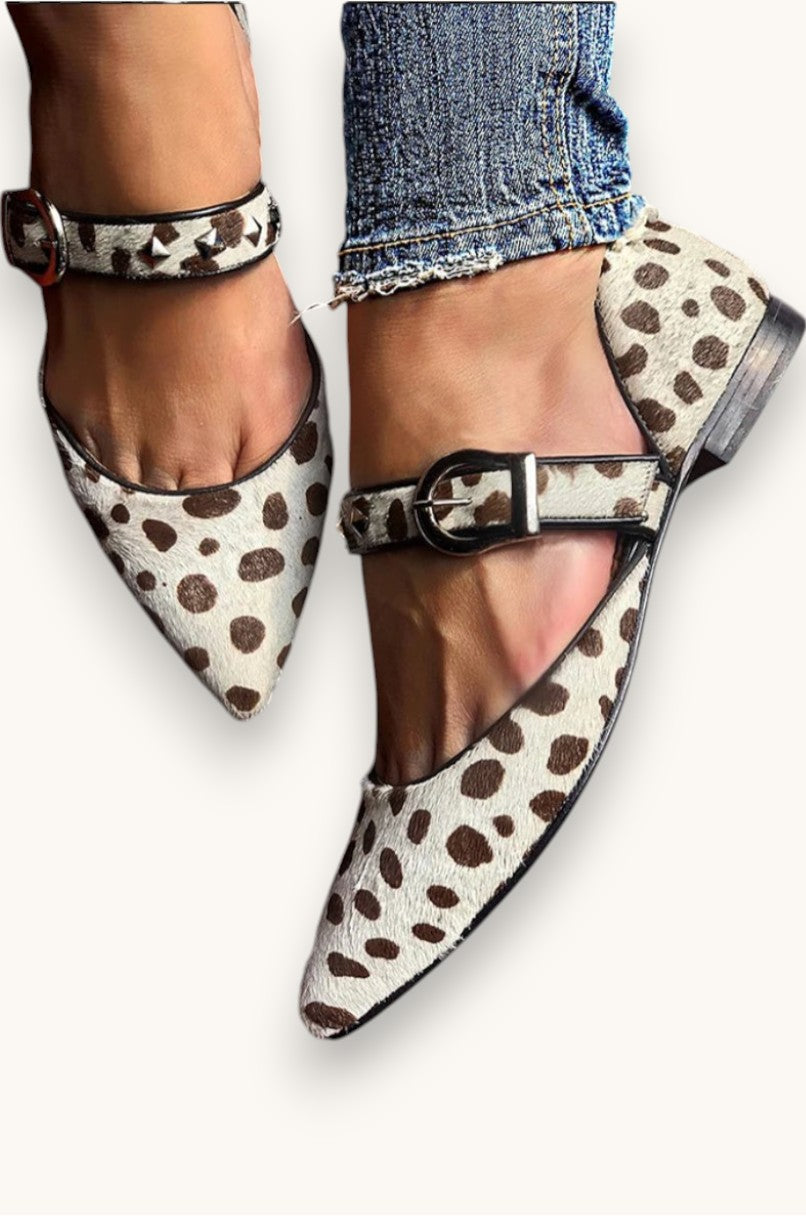 EB EMERY™ | MERCEDITAS CON TACHUELAS